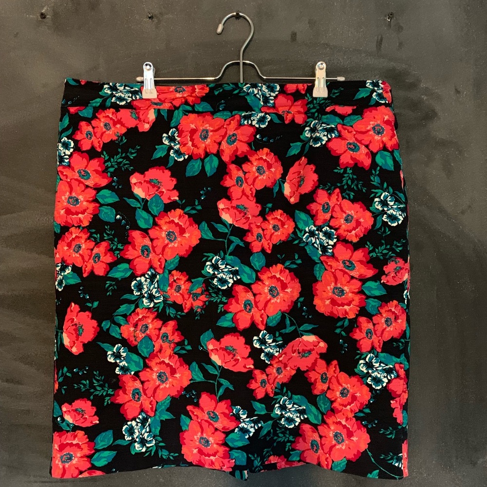 Ann Taylor pencil skirt
